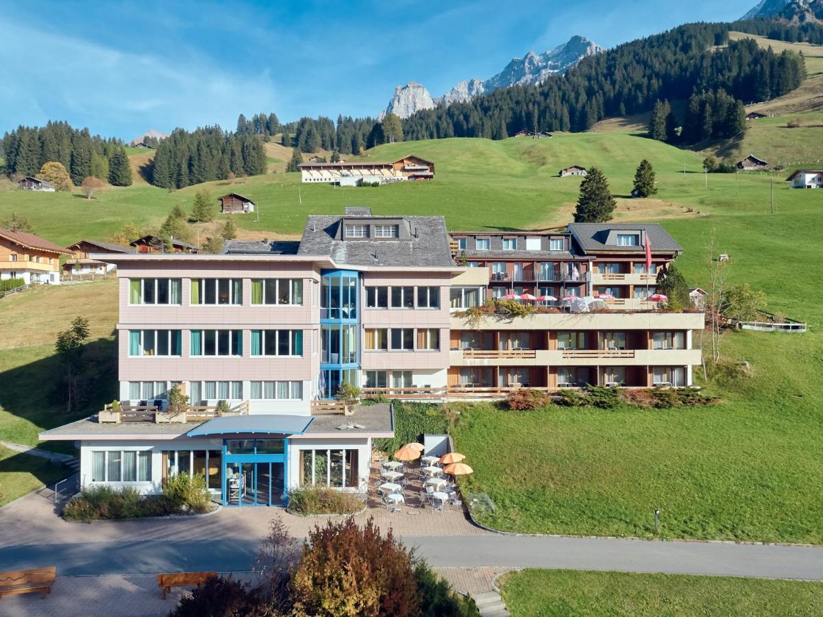 Ferien- Und Familienhotel Alpina Adelboden Luaran gambar